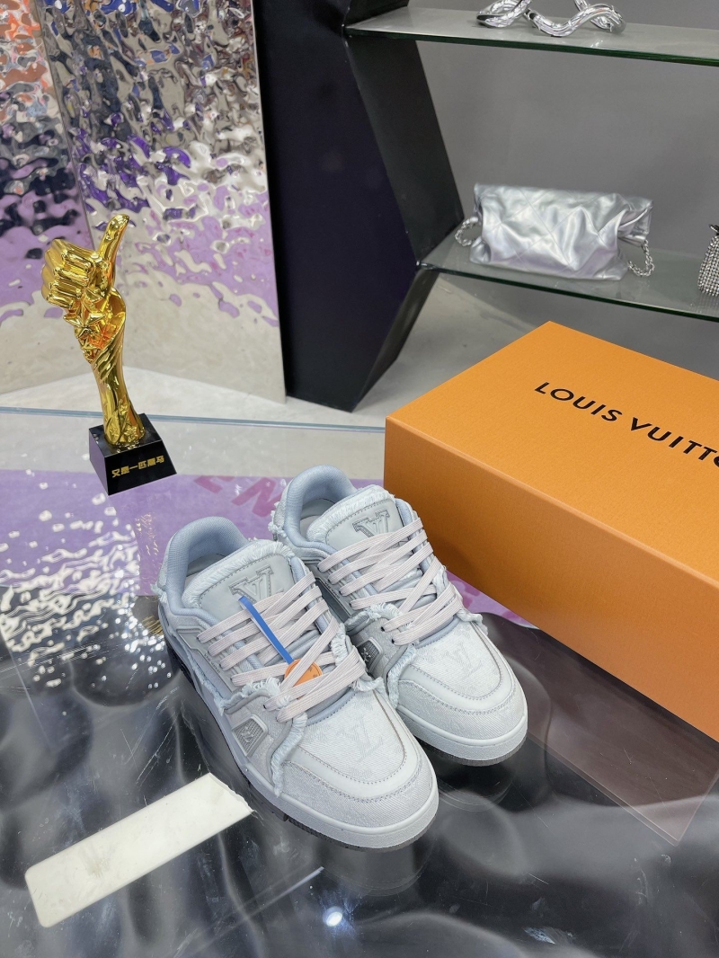 Louis Vuitton Sneakers